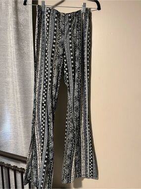 Patterned Flare Pants - Women